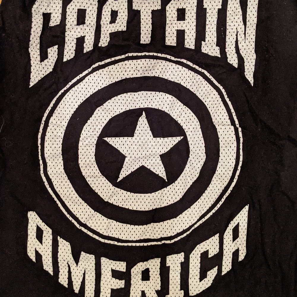 Captain America Tank Top/Sleeveless Top - Picture 2 of 3